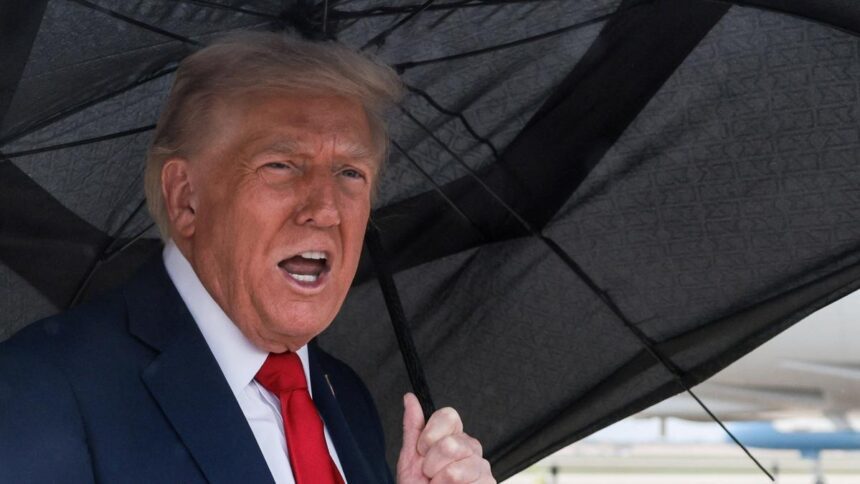 Trump threatens China trade cuts over soybeans, cooking oil