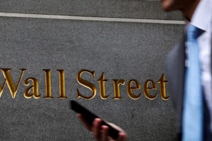 Wall Street tumbles as Trump threatens new China tariffs