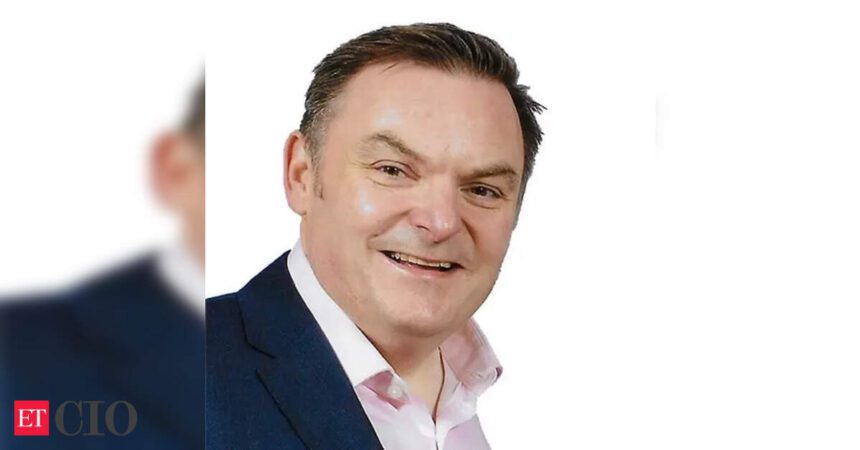 9 essential steps for successfully implementing AI into modern workplace