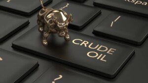 Crude oil futures fall as Russian port resumes oil loading