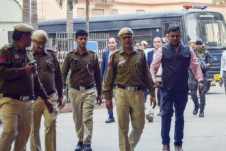 Delhi Police busts ₹1.6-crore stock market fraud; 3 held for running fake investment firms