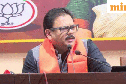 Gupta, who was also a national spokesperson and in charge of the Karnataka unit of AAP, joined the BJP. (Photo: PTI)