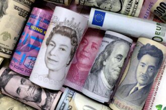 FPIs pull out ₹13,740 crore this week despite IPO optimism