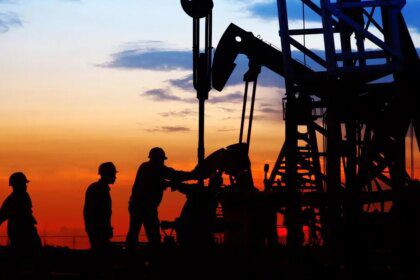 HPCL, MRPL buy 5 million barrels of crude from US, Mideast