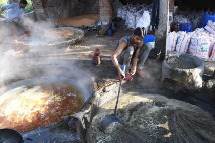 Implementation of amended Sugar (Control) Order for large Khandsari units may be slow