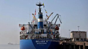 Russian oil cargoes race to India as sanctions deadline nears