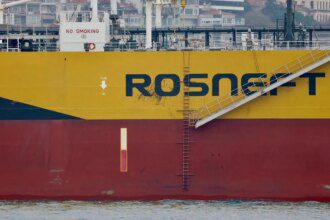 Most Indian oil refiners skip buying Russian crude for December