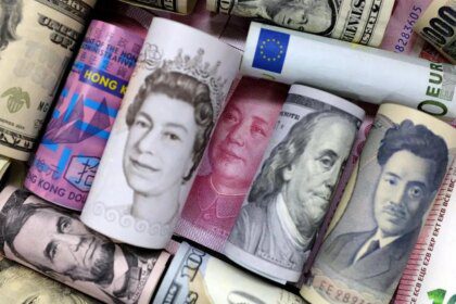 India's forex reserves drop further, but still around record high of $704.9 billion