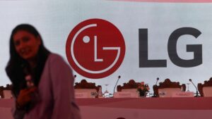 LG Elecronics stock gaining strength, as analysts remain bullish