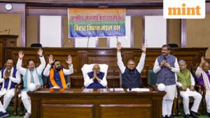 JD(U) supremo Nitish Kumar with Union Ministers Dharmendra Pradhan, Rajiv Ranjan Singh (Lalan), HAM (S) chief and Union Minister Jitan Ram Manjhi, LJP (Ram Vilas) chief and Union Minister Chirag Paswan, BJP leaders Samrat Choudhary and Vijay Sinha,