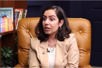 Private detective reveals star wife hired her to uncover husband's affair with younger actresses