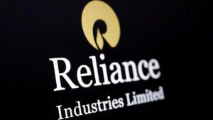 Reliance trying to sell West Asian oil in rare offer