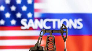 US sanctions could leave Russian oil stranded at sea