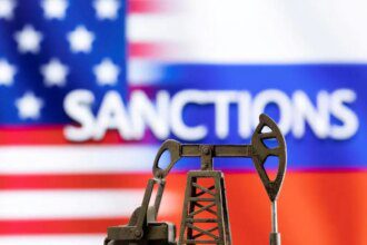 US sanctions could leave Russian oil stranded at sea