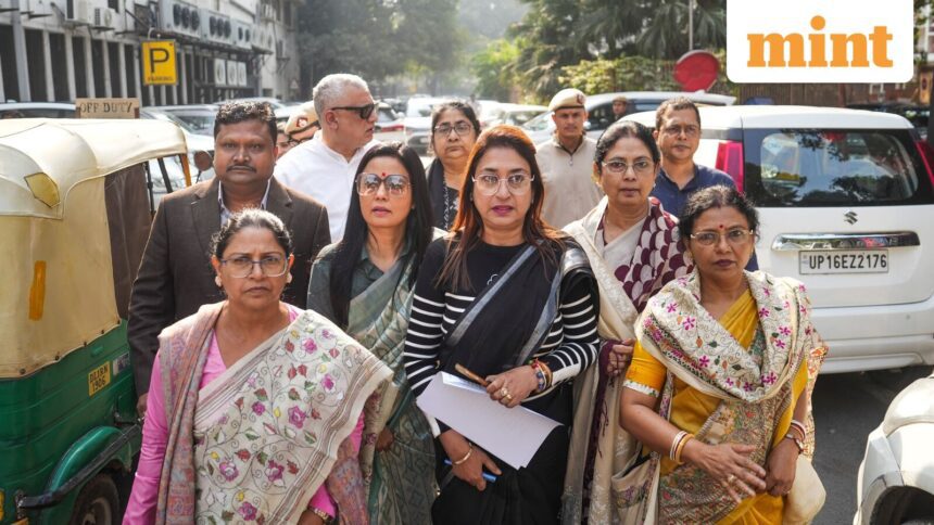 New Delhi: TMC MPs Mahua Moitra, Satabdi Roy, Derek O