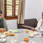 Karnataka Chief Minister Siddaramaiah with Deputy CM D K Shivakumar during a breakfast meeting amid the ongoing leadership issue in the state, at the former