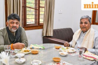 Karnataka Chief Minister Siddaramaiah with Deputy CM D K Shivakumar during a breakfast meeting amid the ongoing leadership issue in the state, at the former