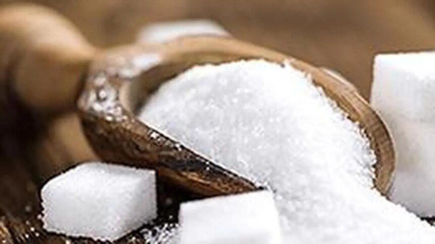 Sugar hits 4-year low on India export buzz