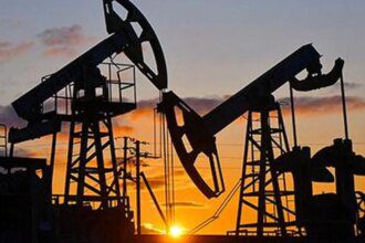 Think tank says 30 false-flag tankers shipped €2.1 billion worth of Russian oil to India in 2025