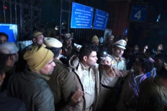 Nine killed, 20 injured in Red Fort car blast; families await updates, probe underway