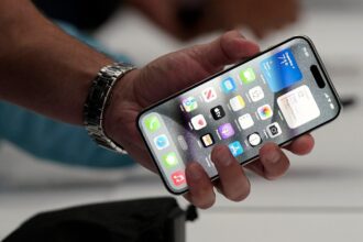 Amid mounting political outcry, Apple set to oppose India’s order to preload government app