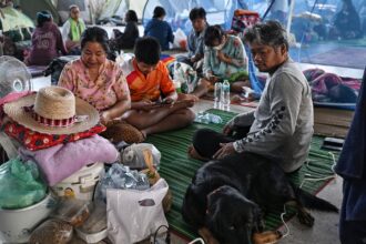 Cambodia-Thailand border clashes send half a million into shelters