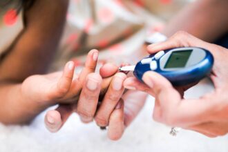 Delaying onset of type I diabetes