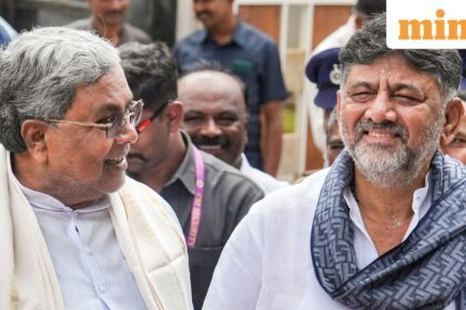 Bengaluru: Karnataka Chief Minister Siddaramaiah and state Deputy Chief Minister DK Shivakumar speak to the media after second round of breakfast meeting amid leadership tussle in the state, in Bengaluru, Tuesday, Dec. 2, 2025. (PTI Photo/Shailendra Bhojak)(PTI12_02_2025_000207A)