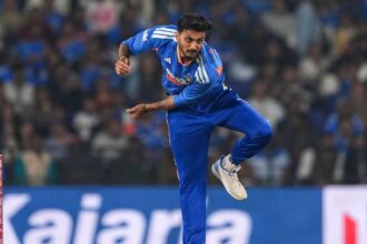 Why is Axar Patel not playing 2nd T20I vs New Zealand in Raipur?