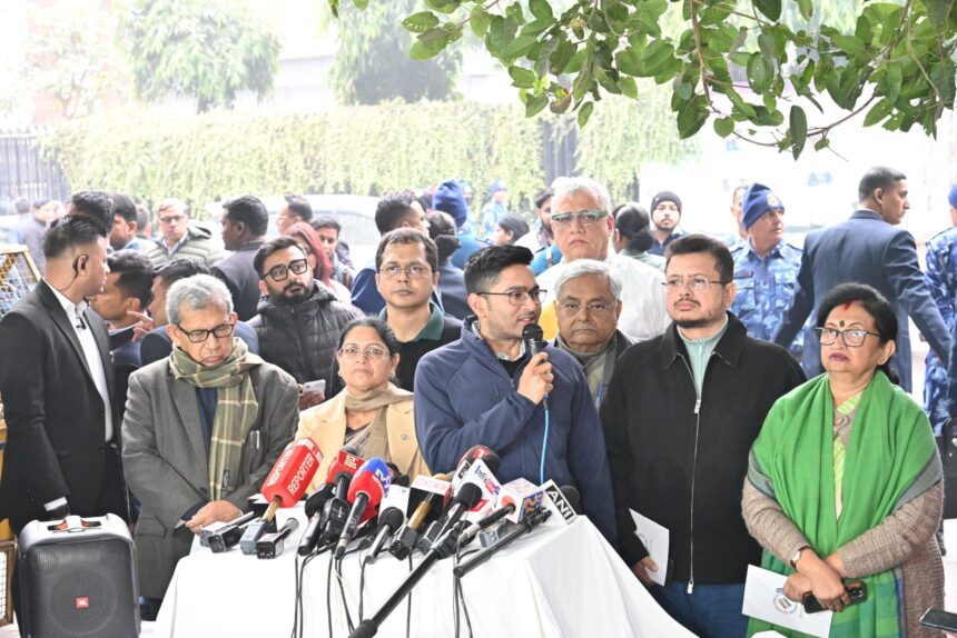 “Democracy cannot survive voter list engineering,” say TMC leaders after meeting poll body in Delhi
