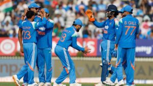 Virat Kohli hits snake charmer celebration after Glenn Phillips' dismissal in IND vs NZ 1st ODI