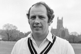 Norman Gifford, oldest-ever captain in ODI history, passes away aged 85