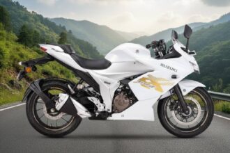 Suzuki refreshes Gixxer SF 250 and Gixxer 250 with new colours and graphics