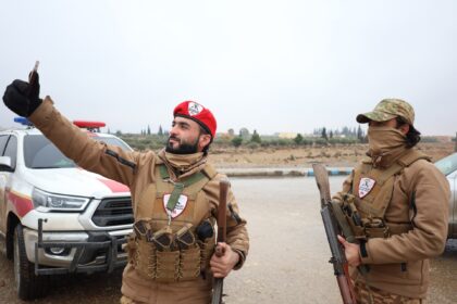 Syrian government forces seize strategic town in Raqqa as SDF retreats