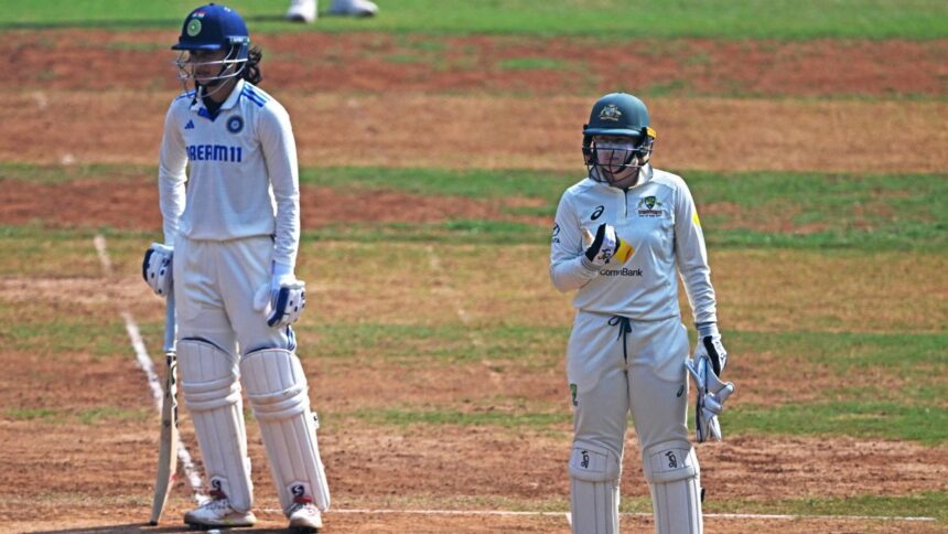 IND vs AUS Live cricket score: Four Indians make Test debut, Australia opt to bowl first in Perth