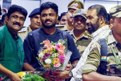 Star India batter gets hero's welcome back home after historic T20 World Cup campaign | Watch