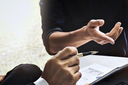 Q4 Results 30th Apr Live: HUL Q4 profit rises, Adani Ports, Adani Enterprises, Bajaj Finserv, AsterDM, Cholamandalam, Mazagon Dock, Indus Tower, IDBI Bank, Laurus Labs, Newgen to announce Q4 results, Bajaj Finance, Adani Power gain, Waaree Energies drags, KFin Tech, Vedanta in focus