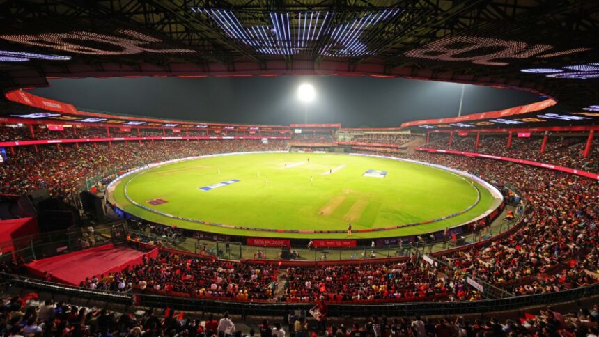 RCB vs DC Pitch Report: How will surface at M Chinnaswamy Stadium in Bengaluru play?