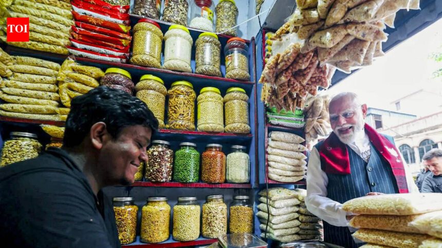 'It's all drama': Mamata Banerjee reacts to PM Modi's 'jhalmuri' break