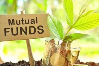 MFs raises stakes in ICICI Bank as FPIs cut exposure in FY26