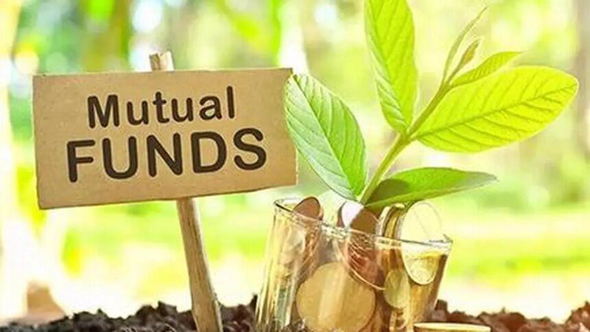 MFs raises stakes in ICICI Bank as FPIs cut exposure in FY26