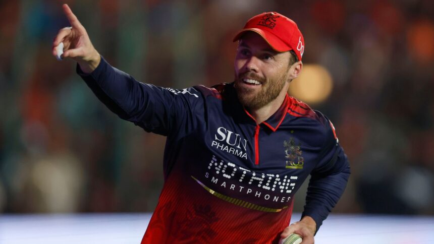 Why is Phil Salt not playing RCB vs GT clash in IPL 2026 in Bengaluru?