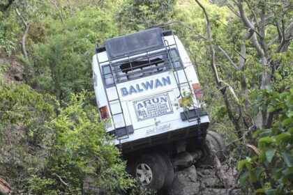 Bus plunges into Udhampur gorge, 21 dead