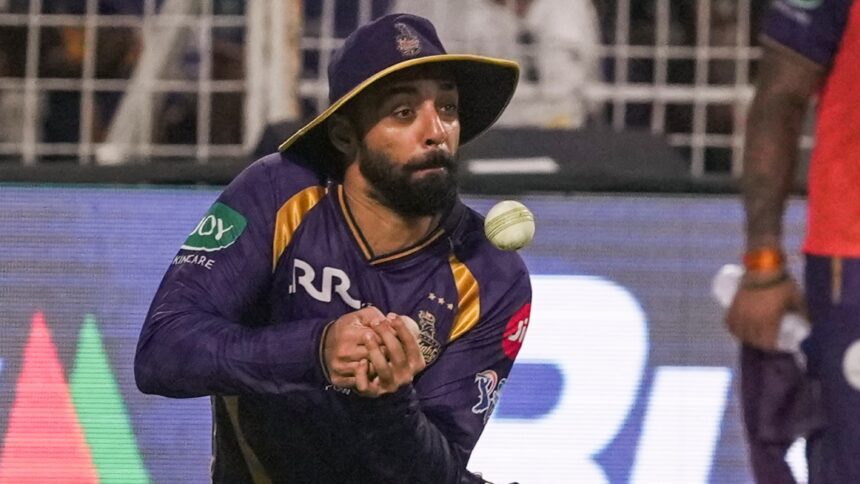 Why is Varun Chakravarthy not playing for KKR in crucial PBKS IPL 2026 clash at Eden Gardens?
