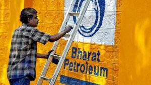 BPCL shares swing after Q4 profit jumps 28% to ₹5,625 cr