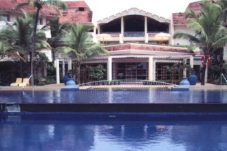 Club Mahindra CFO Vimal Agarwal steps down; stocks in red