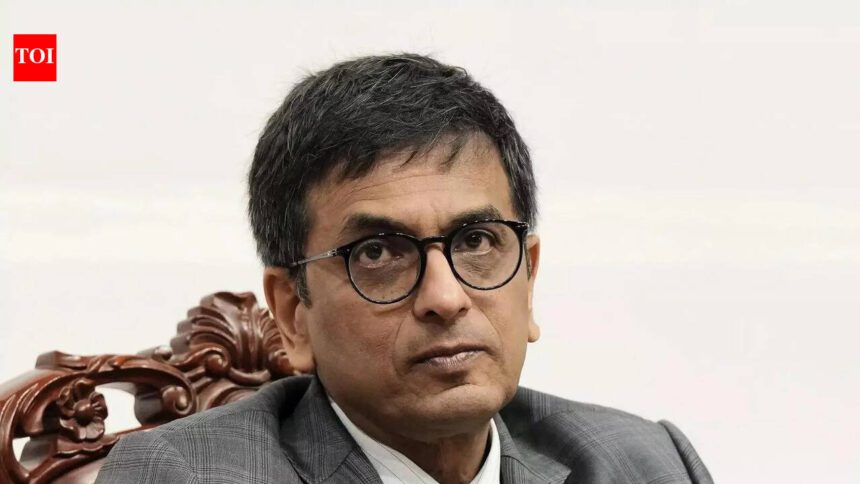 DY Chandrachud to mediate in Kapurs’ dispute