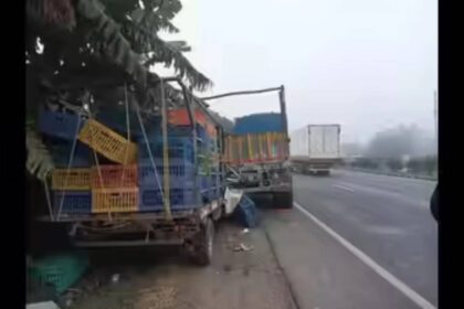 Truck on wrong side leads to 13 deaths in Maha
