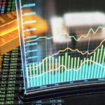 Gold drops 2% as stronger dollar and rising yields pressure bullion