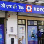 HDFC Bank falls on report of payments to attract big deposits